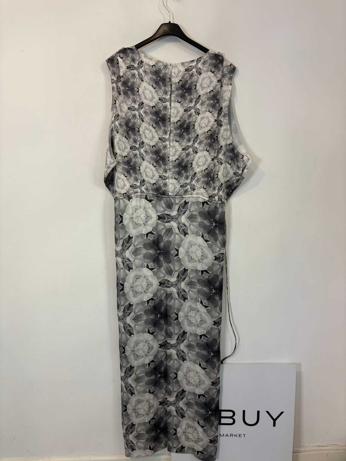 ACNE. Flowing gray maxi dress. TM