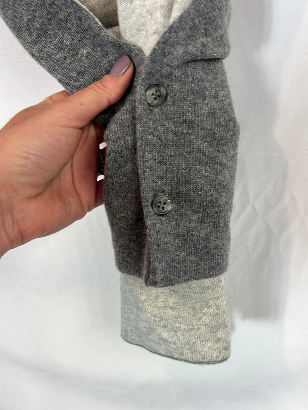 CASHMEREITALY. Gray cashmere scarf