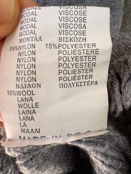 Chaqueta gris botones dorados con lana