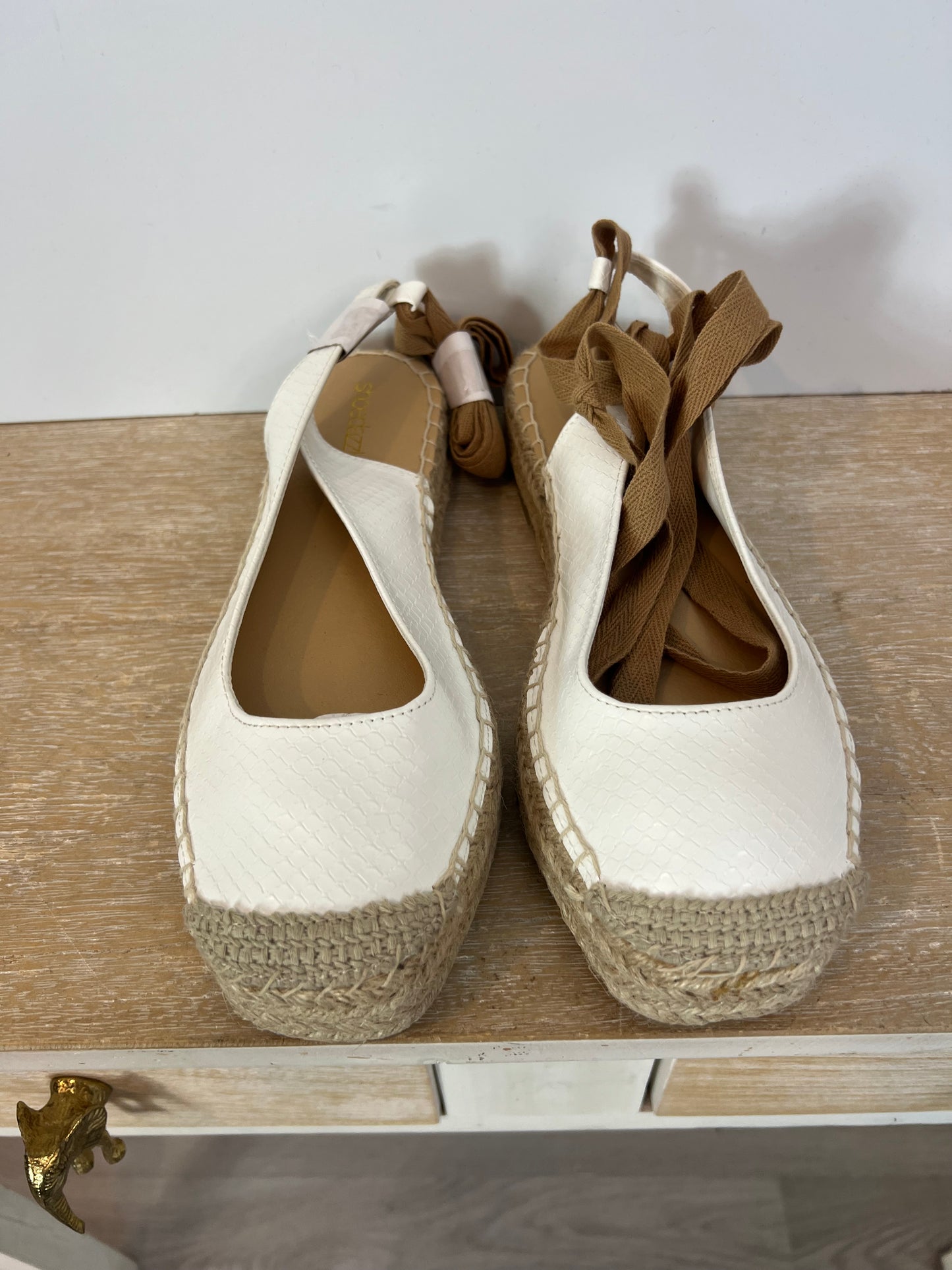 SHOEDAZZLE. White raffia espadrilles, size 38