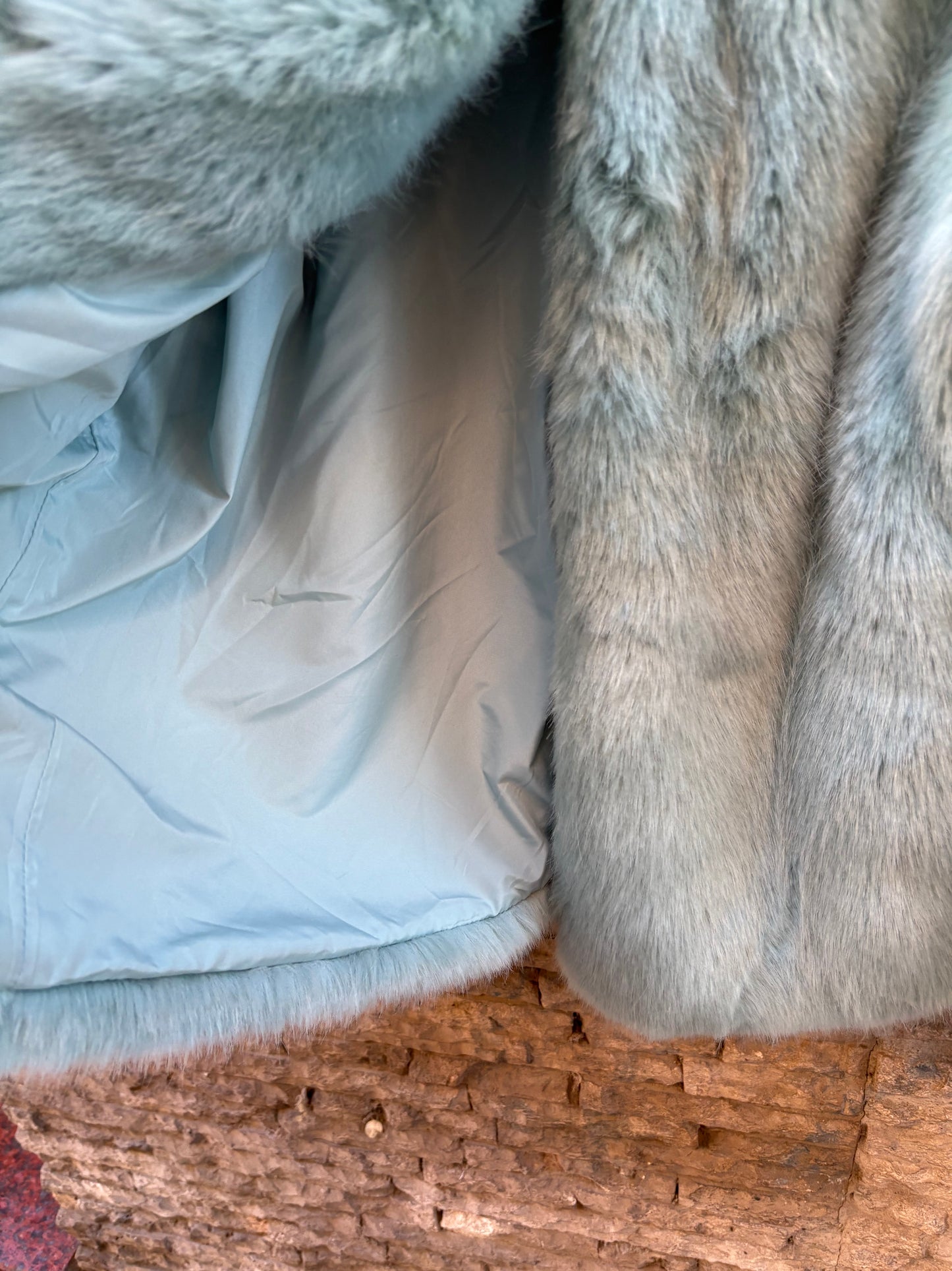 ZARA. Chaqueta pelo verde agua. T M