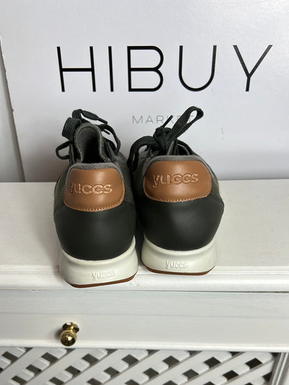 YUCCS. Zapatillas verde textura. T37