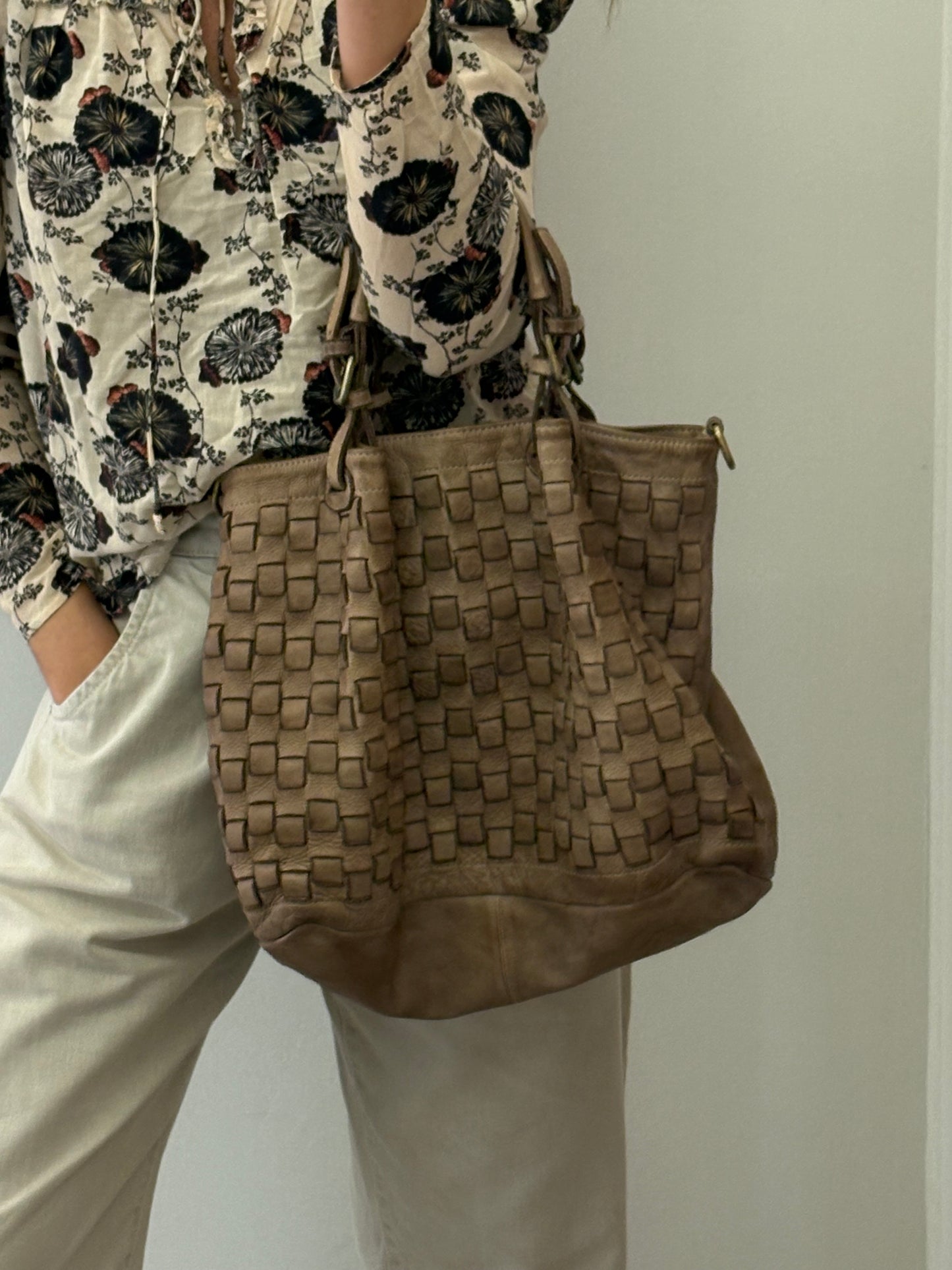 Bolso de hombro  piel trenzado