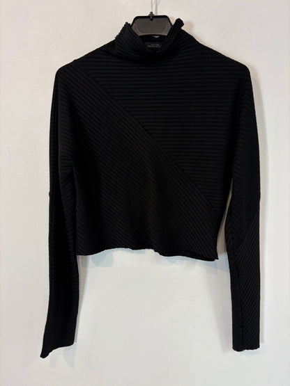 ZARA. Top canalé negro elástico