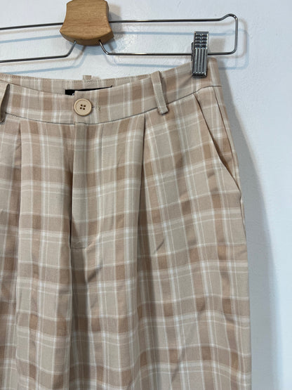 OUTFITBOOK. Pantalón fluido cuadros beige T.xs