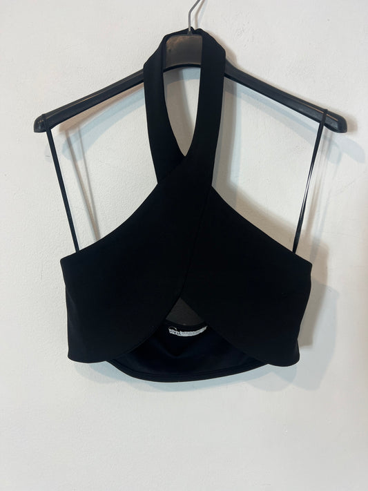 ZARA. Crop top negro al cuello. T M
