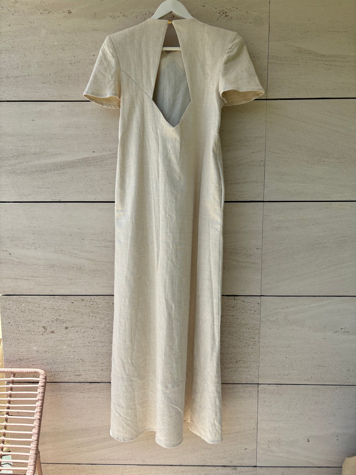 IQ COLLECTION. Beige embroidered Ts dress