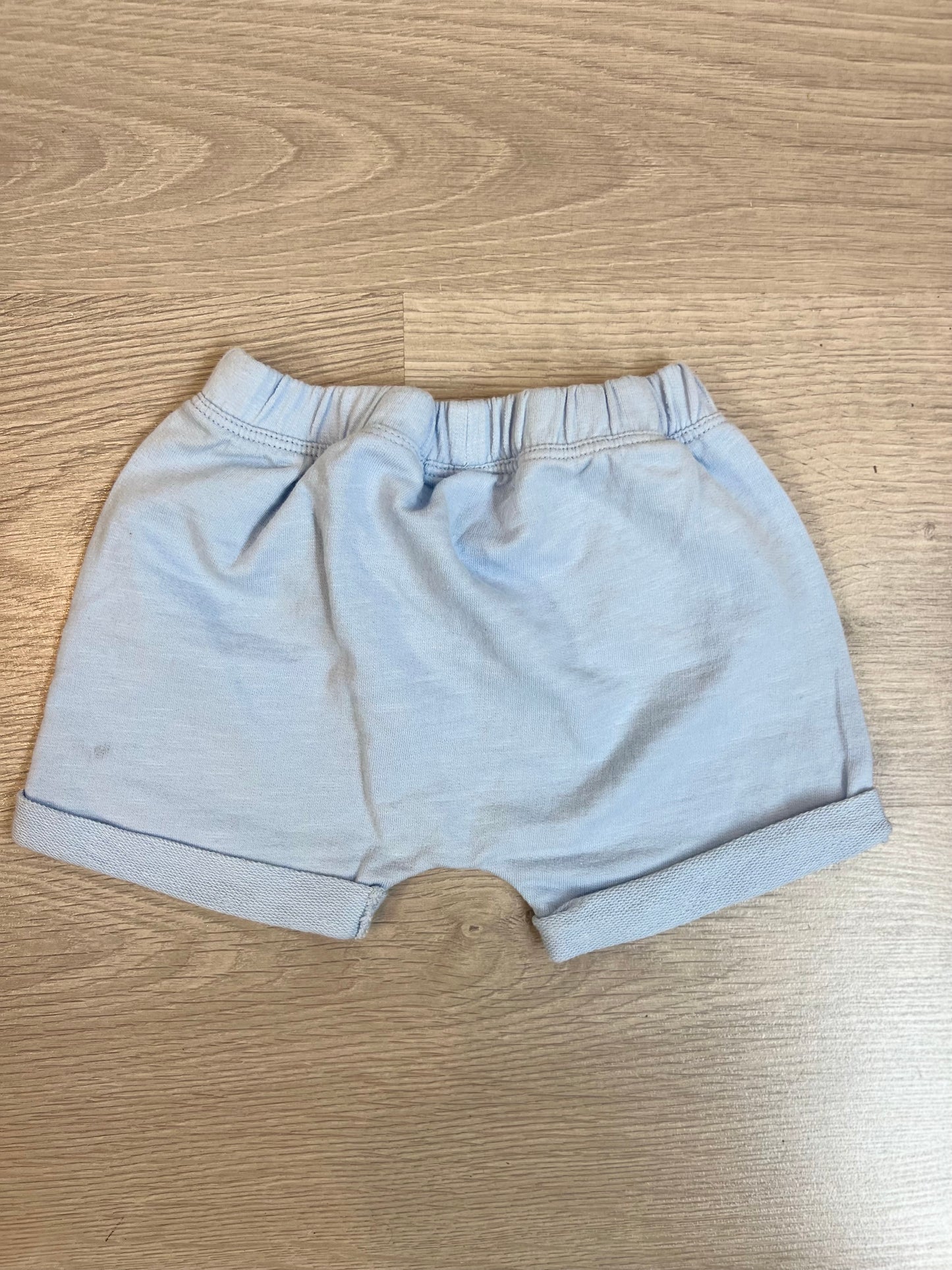 ZARA. Pantalón corto azul T.1-3 meses