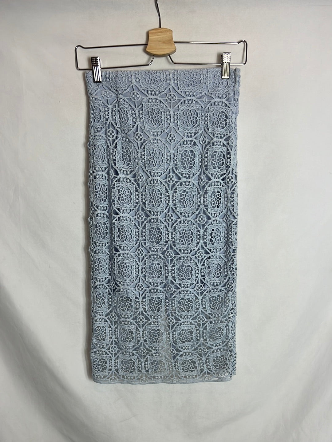 ZARA. Falda azul encaje T.xs