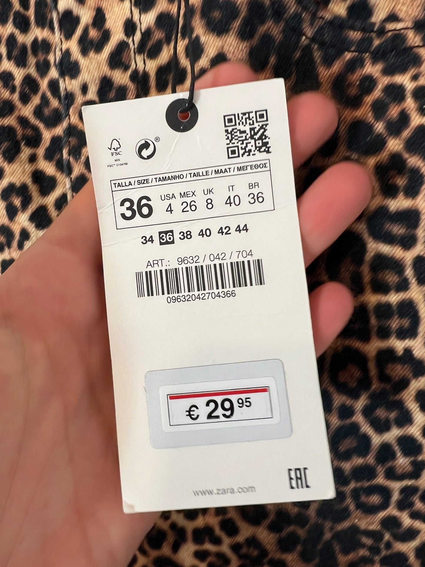 ZARA. Denim pitillo animal print. T 36