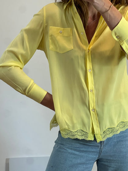 TCN. Yellow blouse with silk Ts