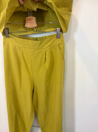 Conjunto top y pantalón pistacho