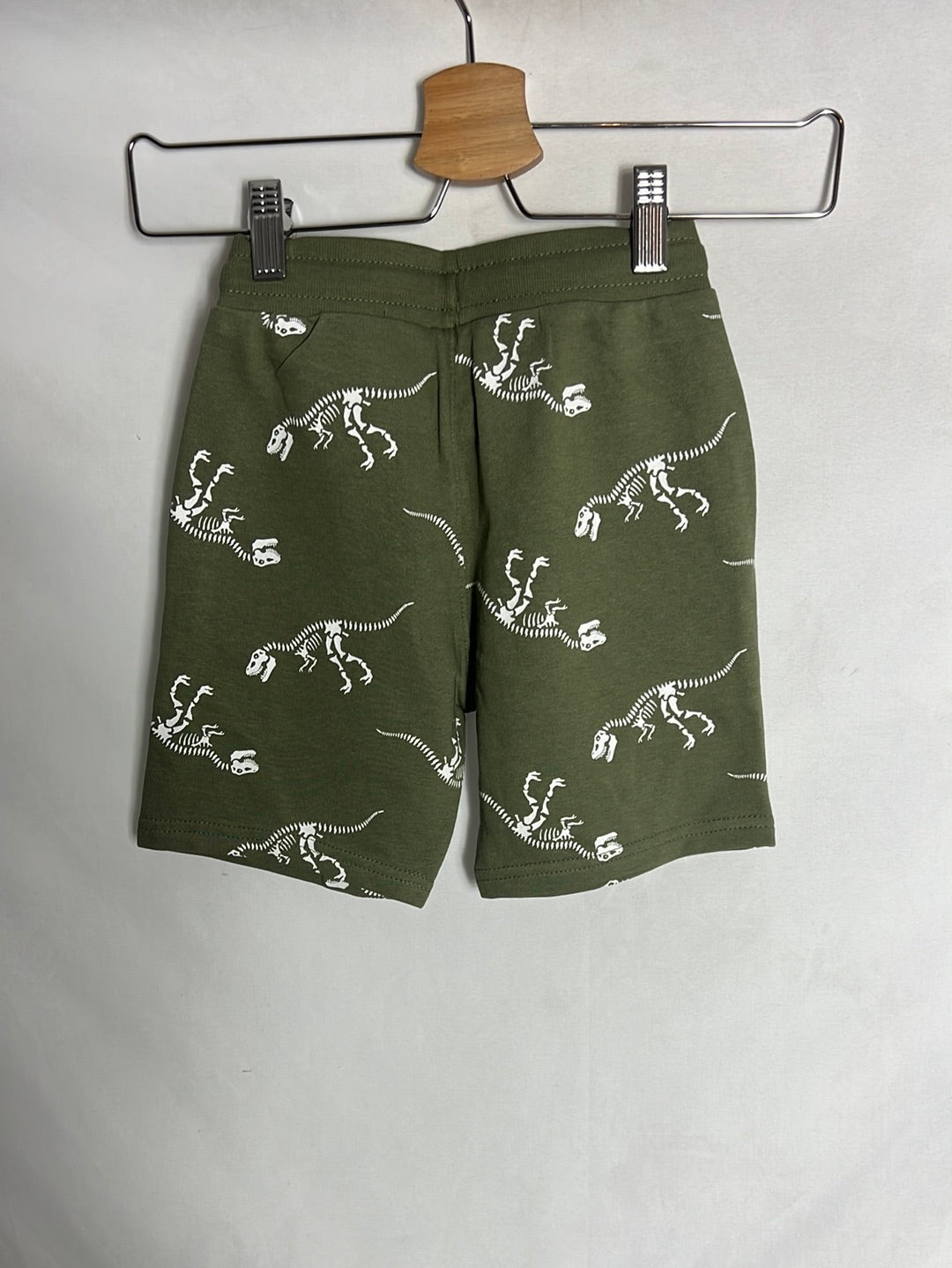 H&amp;M. Green dinosaur shorts. Size 5-6 years