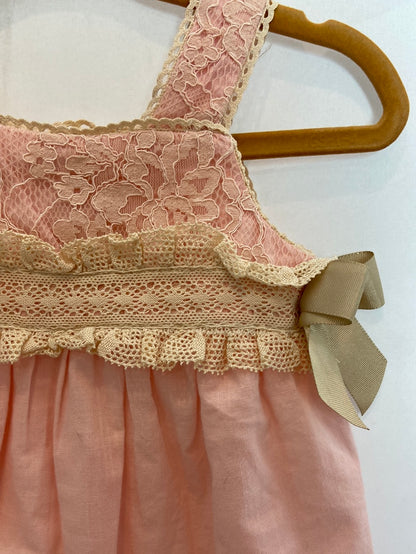 MIRANDA. Pink and beige lace romper. Size 3 months