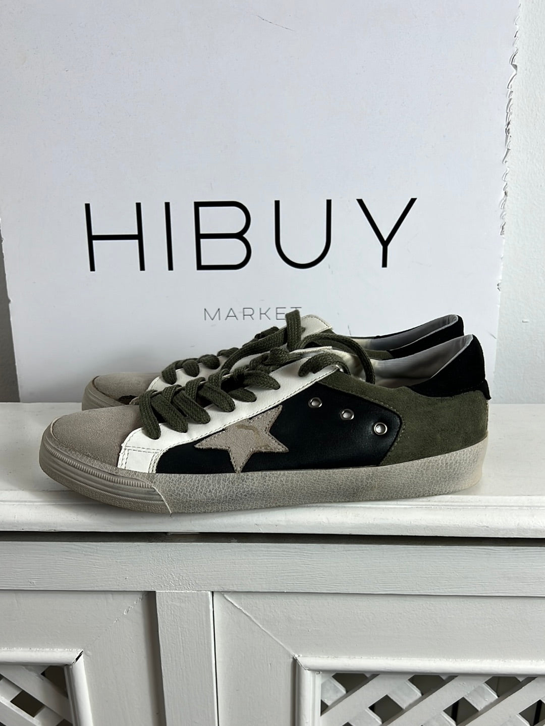 CORINA. Zapatillas texturas estrella. T 38