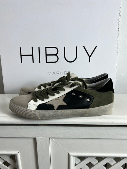 CORINA. Zapatillas texturas estrella. T 38