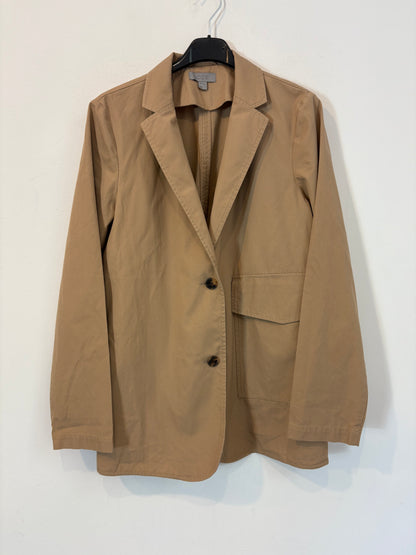 COS. Chaqueta camel ligera