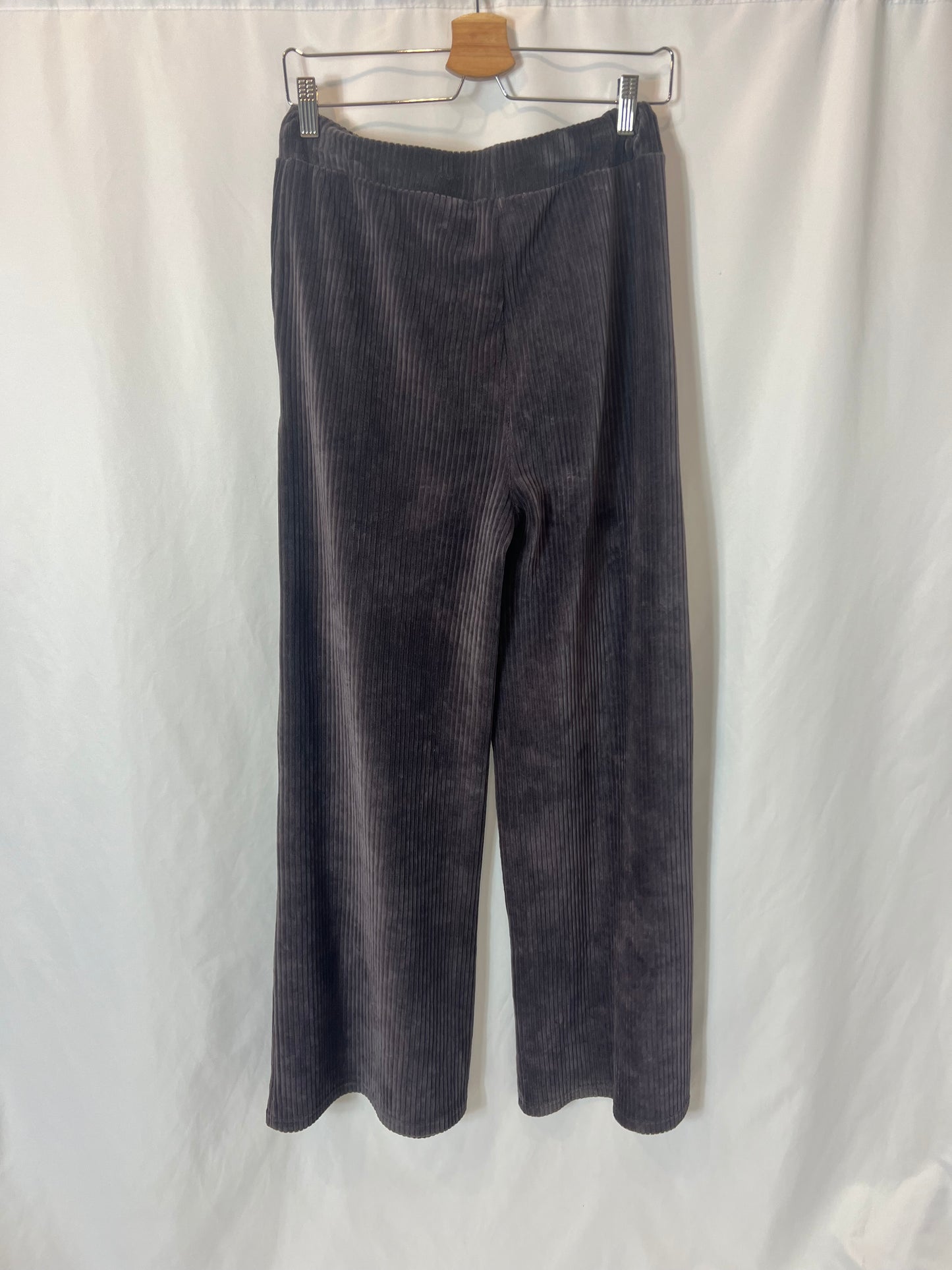 SOUTHERN COTTON. Wide-legged textured trousers