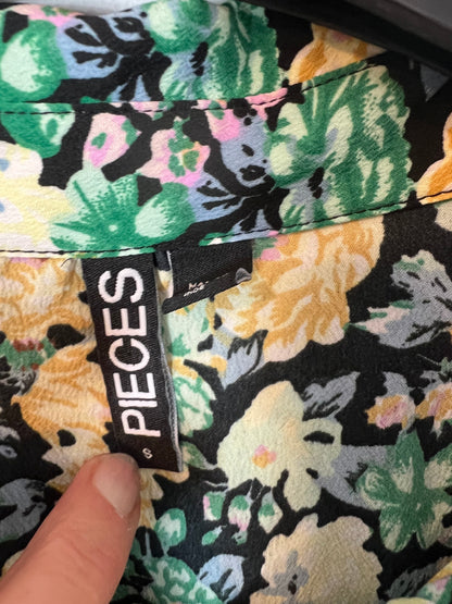 PIECES. Vestido midi flores. T S