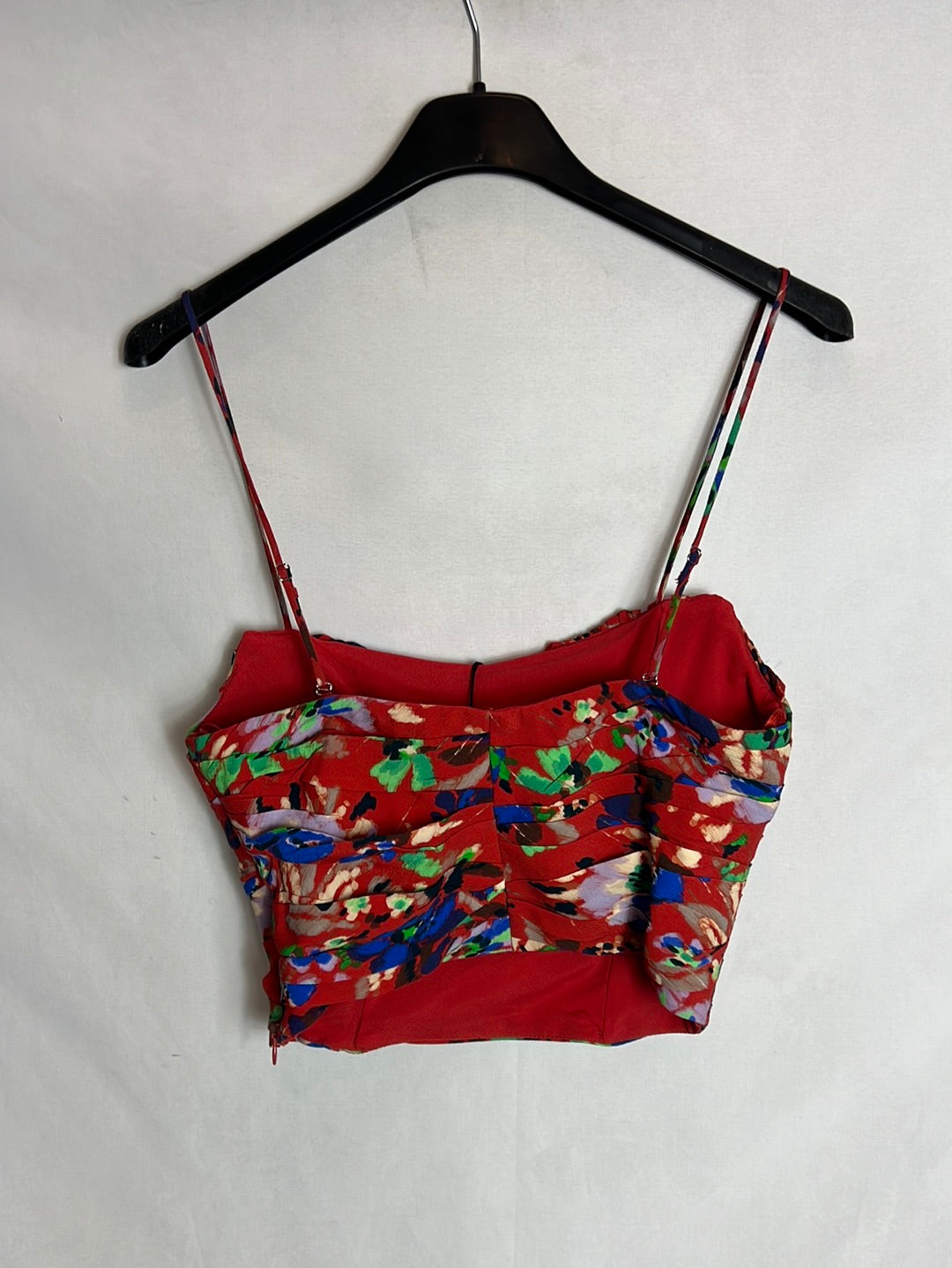 ZARA. Gathered red crop top. TS