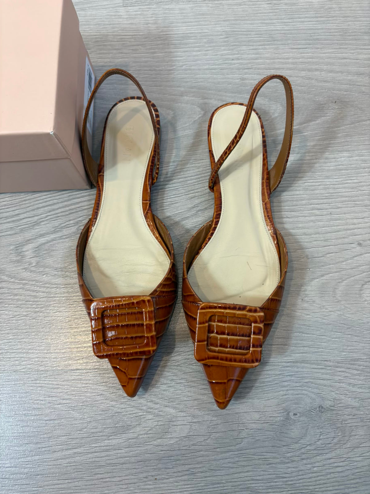 BIMANI. Stiletto piel camel. T 38