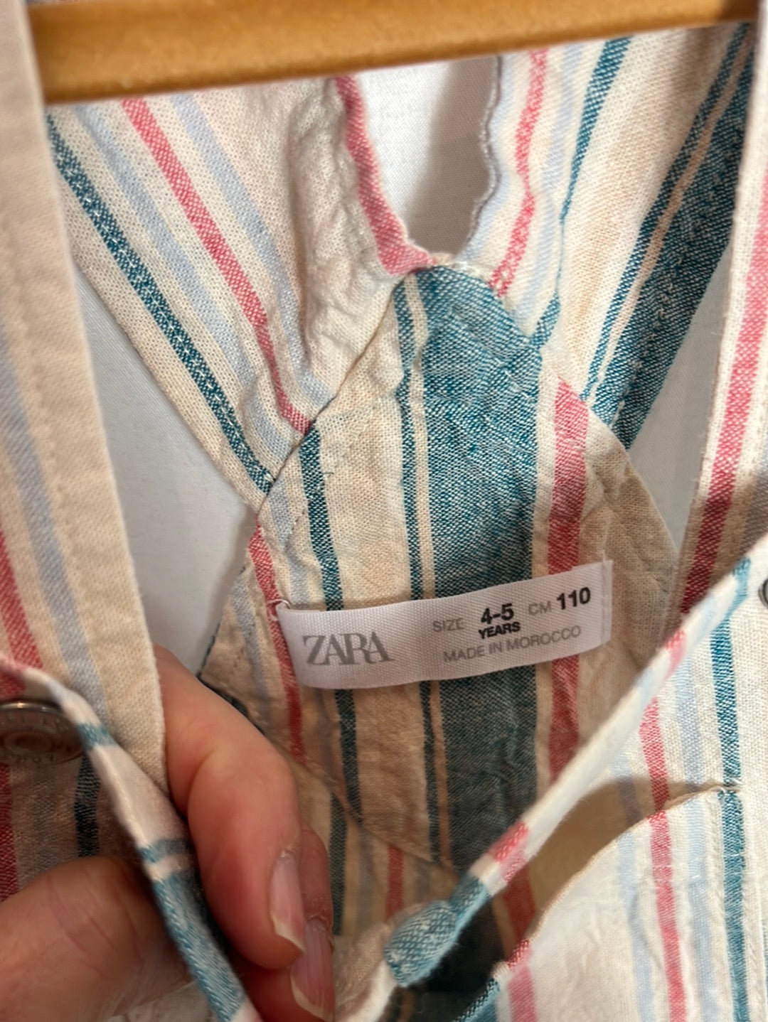 ZARA. Blue striped dungarees. Size 4-5 years