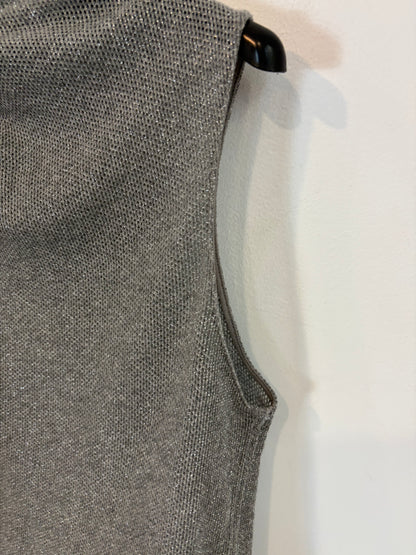 MASSIMO DUTTI. Top gris hilos brillo. T M