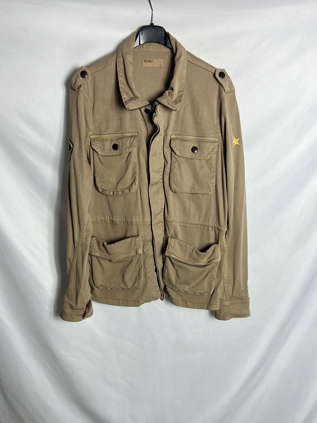 REIKO. Camel jacket with pockets. TL