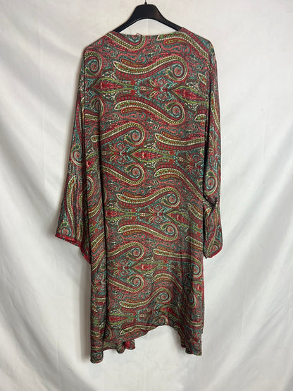 BOHOO FASHION. Kimono estampado largo.TS/M