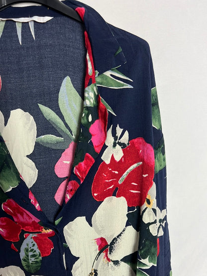ZARA. Blusa azul flores T.s