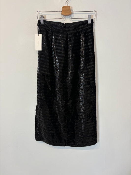 INTROPIA. Falda midi texturas