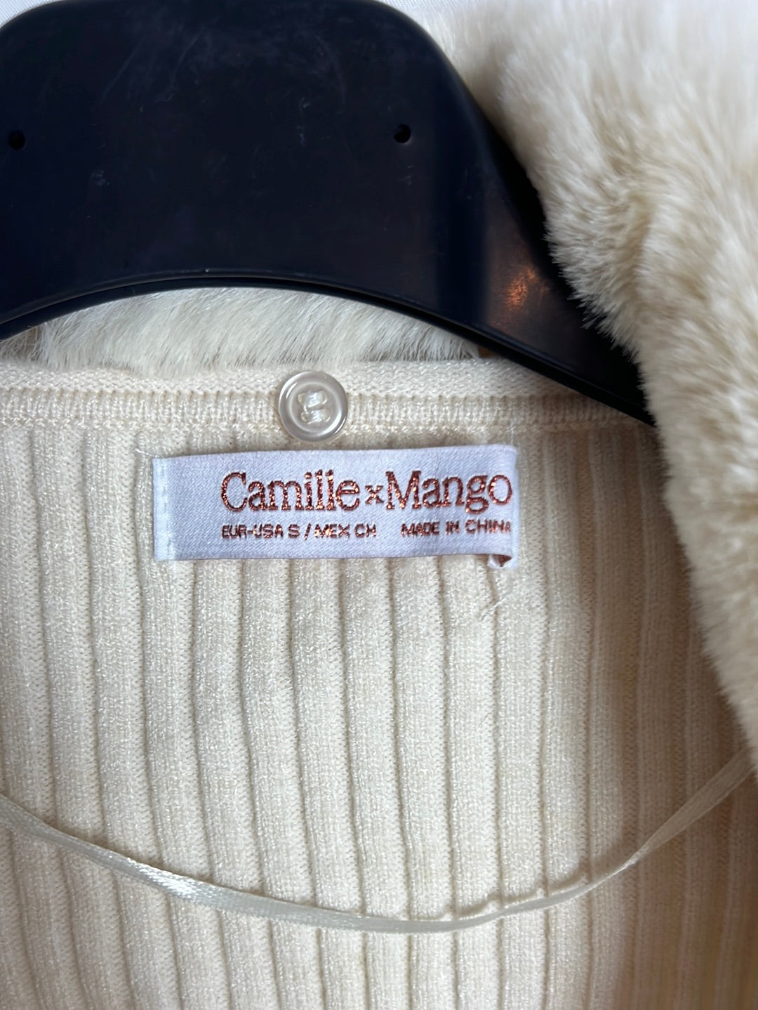 MANGO. Rebeca canalé pelo extraible. T S