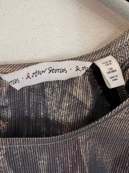 &OTHER STORIES. Blusa fluida plateada T.38