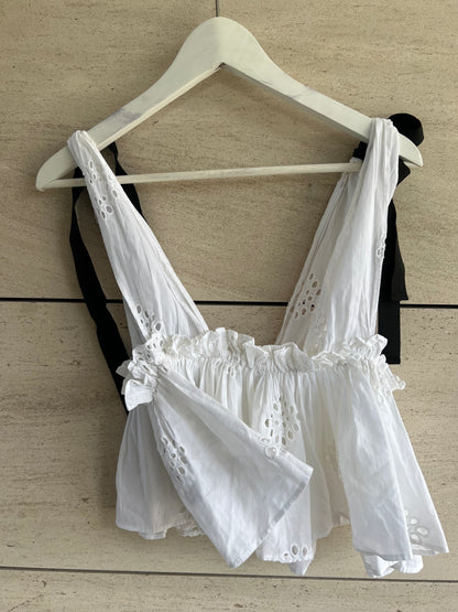 ZARA. White die-cut top TM