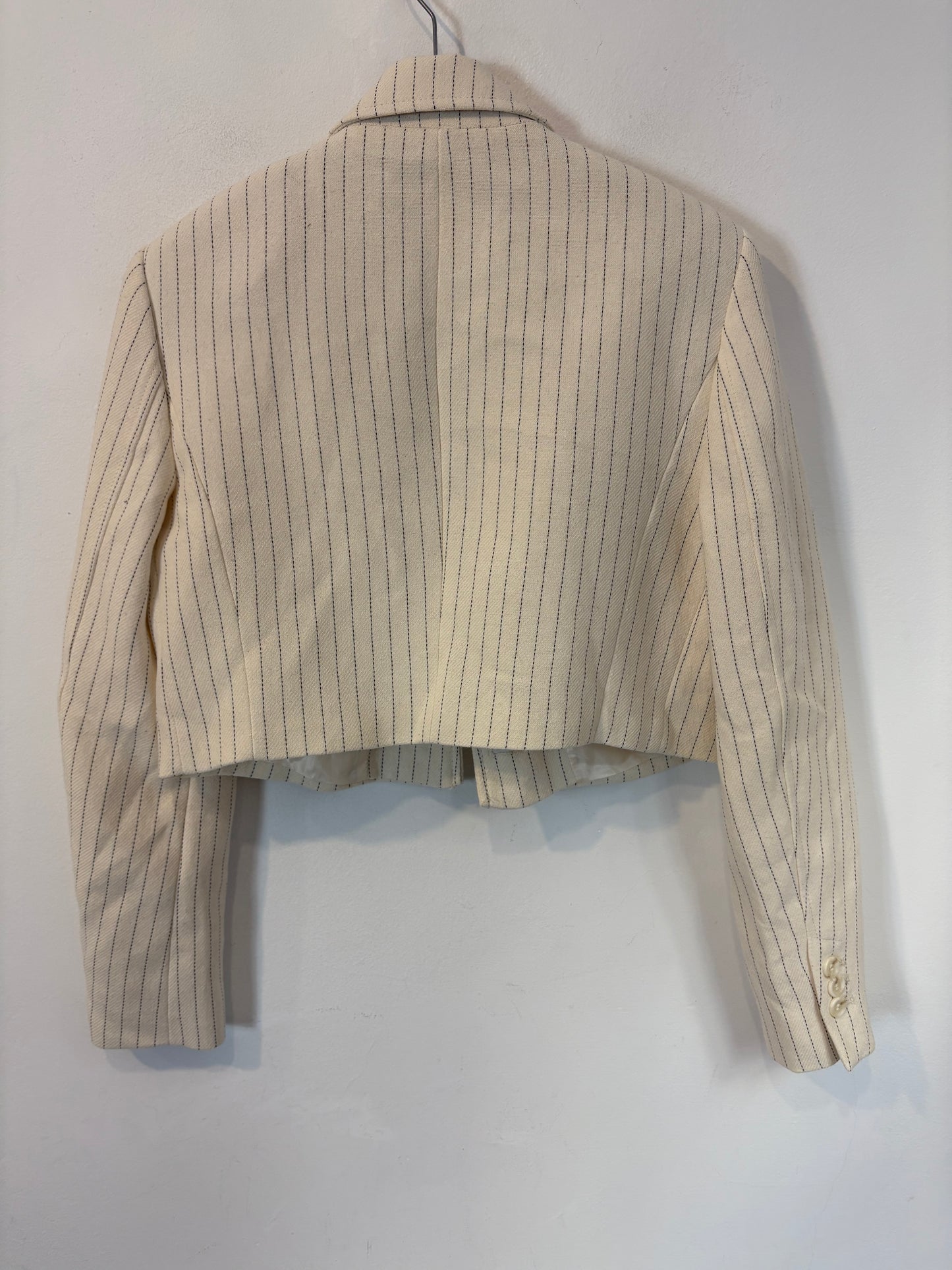 ZARA. Total look chaqueta cropped rayas