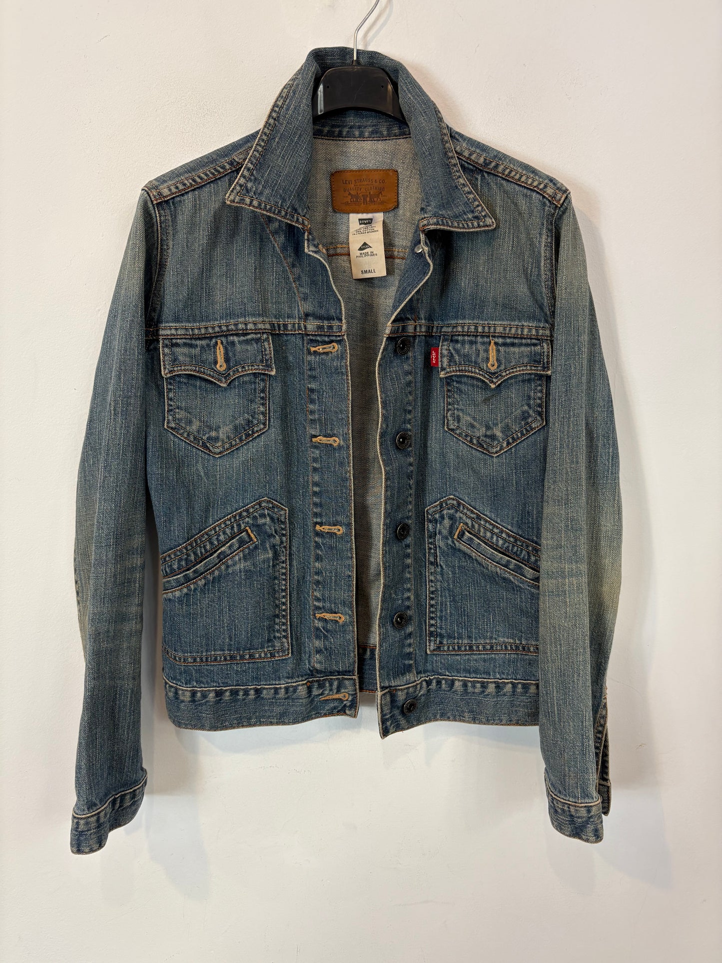LEVI´S. Chaqueta denim bolsillos