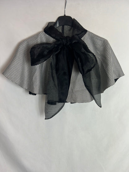 OTRAS. Cuello efecto capa pata de gallo. T U