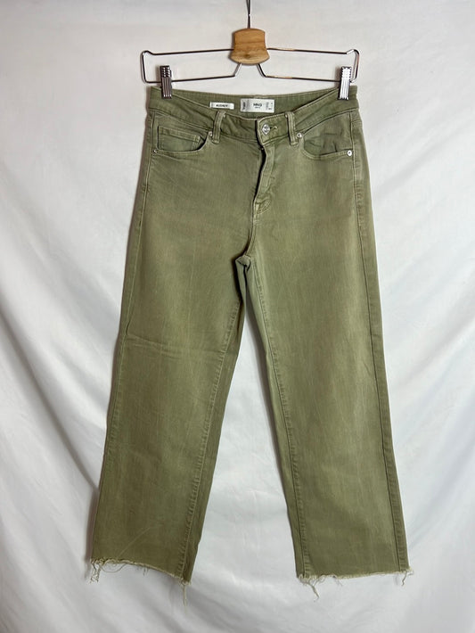 MANGO. Denim recto verde claro. T 36