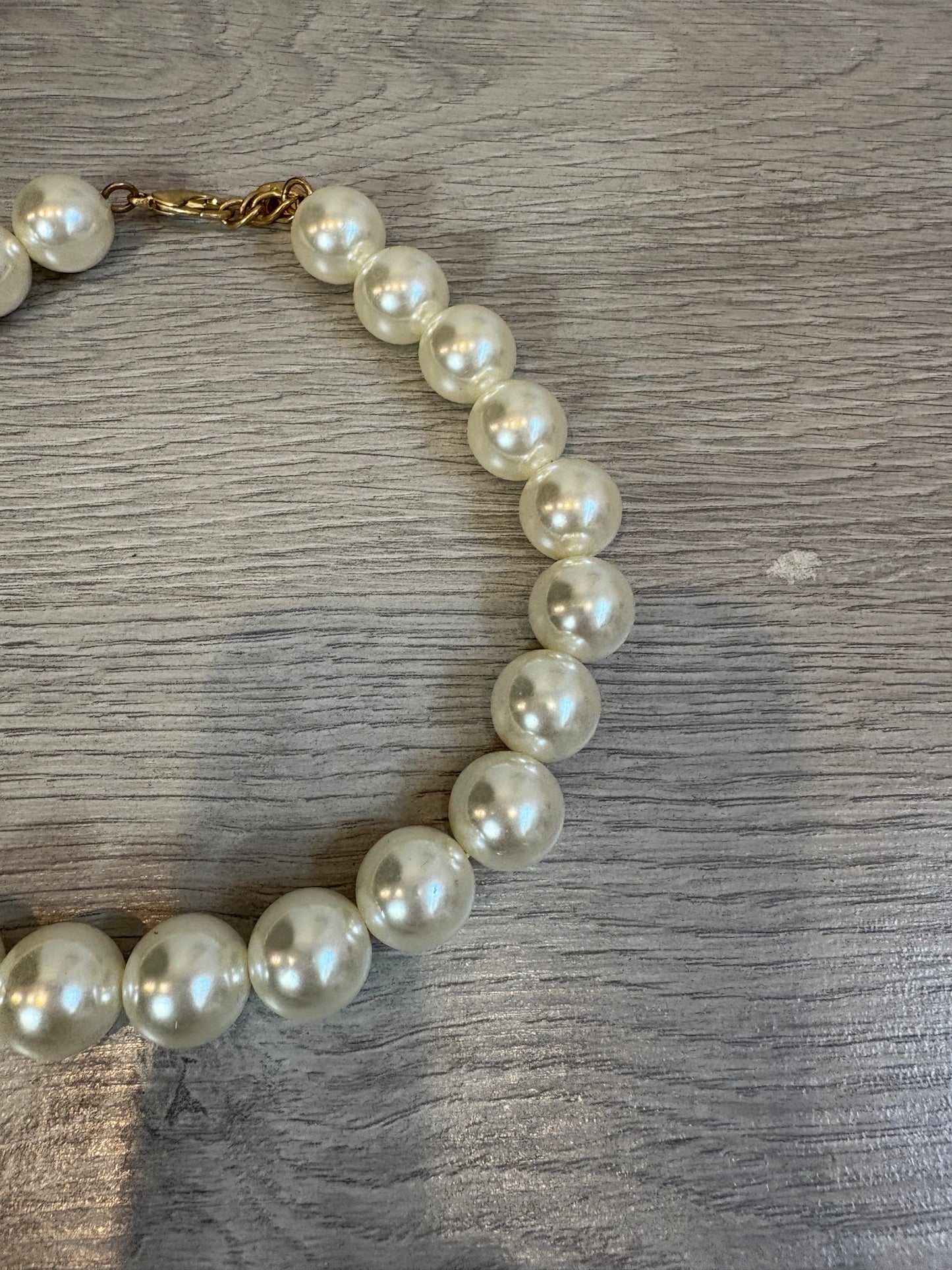 ZARA. Gargantilla perlas