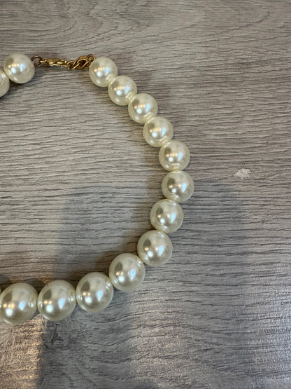 ZARA. Gargantilla perlas