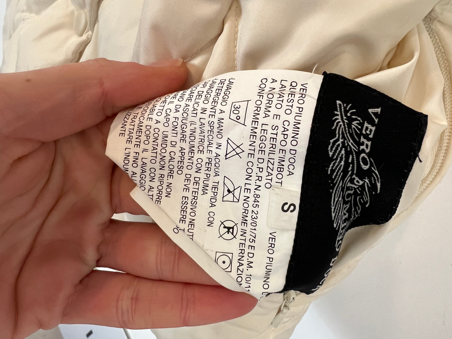 OTRAS. Chaleco reversible beige pluma oca. T S