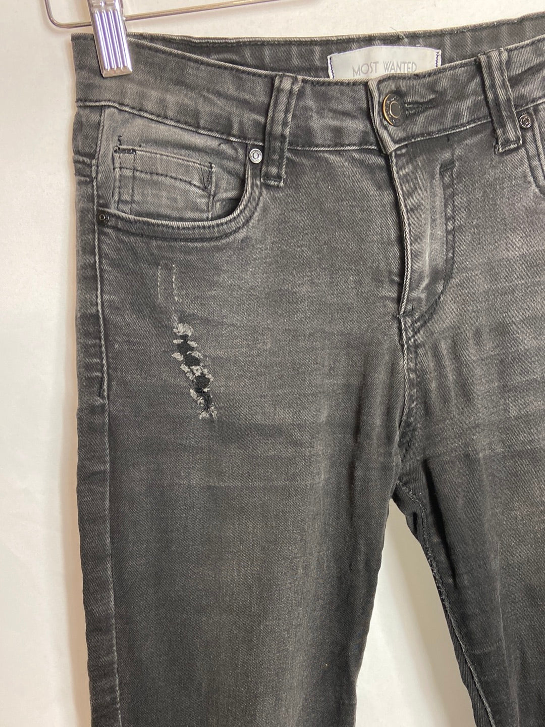 MOST WANTED. Black distressed skinny trousers S.3