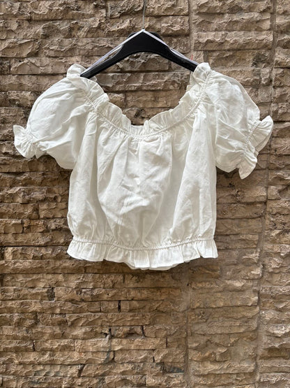 H&M. Top blanco escote barco