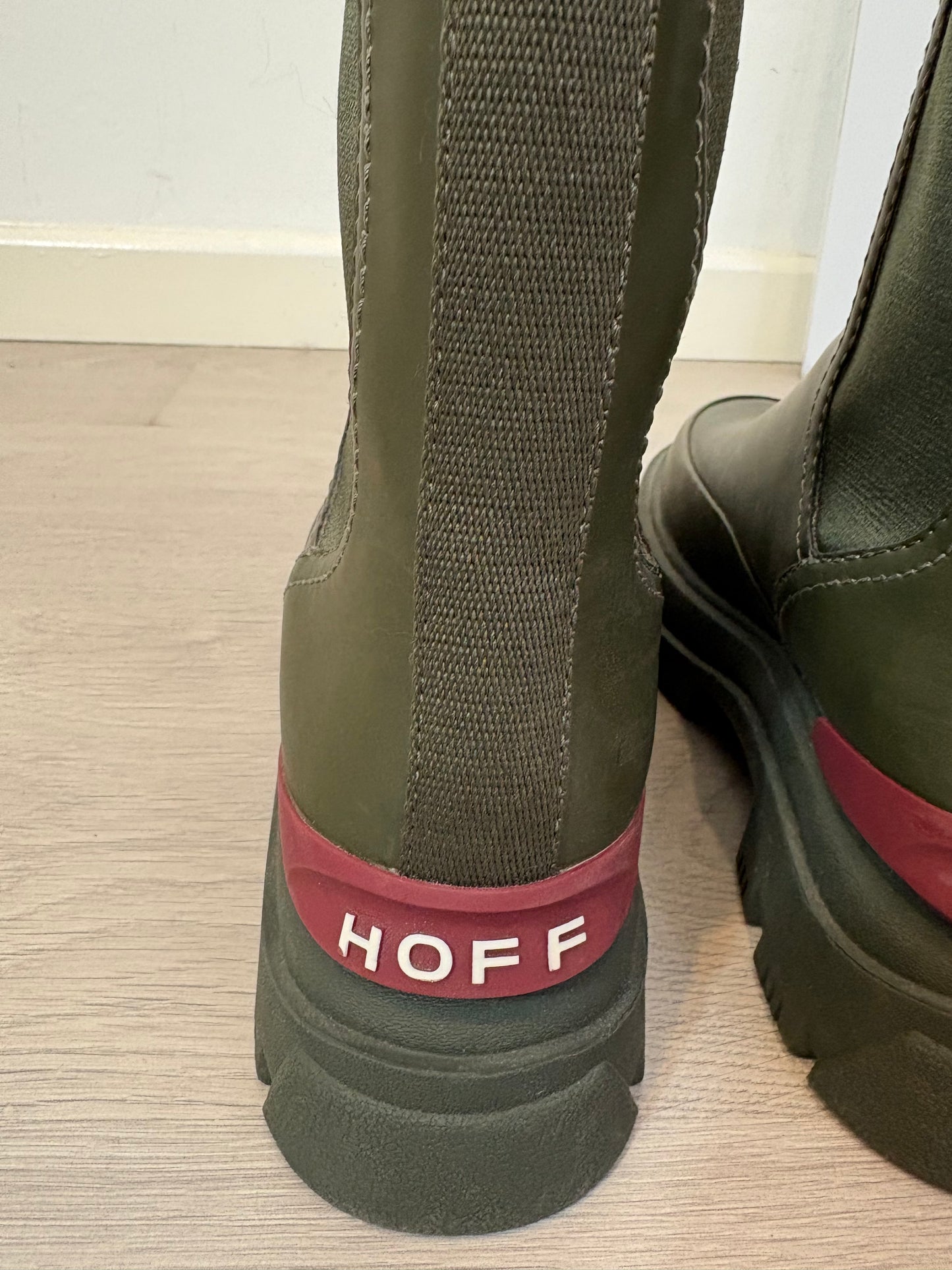 HOFF. Botas verdes textura T.39