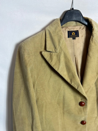 VILAGALLO. Camel textured blazer, size 40