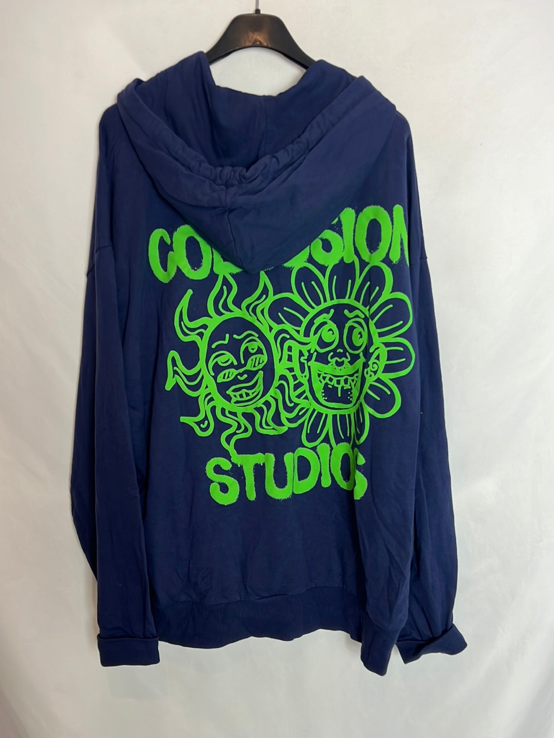 COLLUSION. Sudadera azul letras T.m
