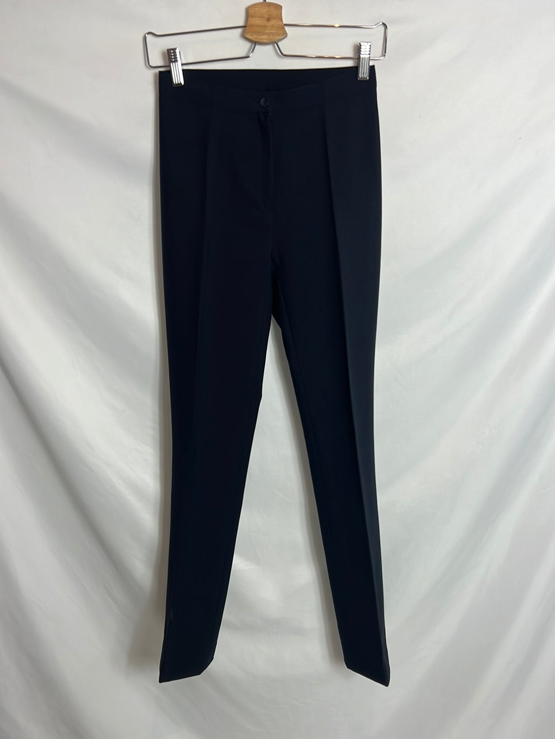 OTRAS. Total look blazer y pantalón pinzas azul. T 36