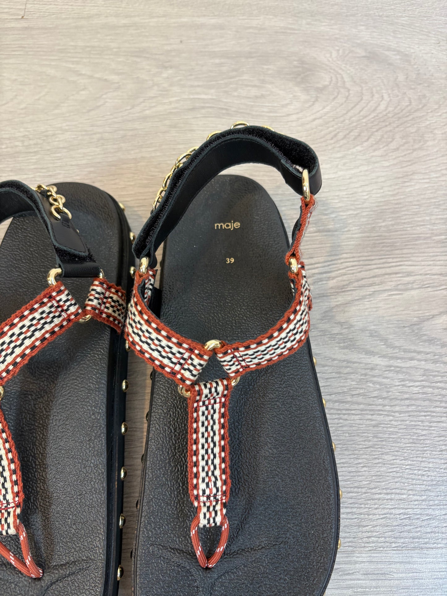 MAJE. Sandalia plana de cuerda y piel