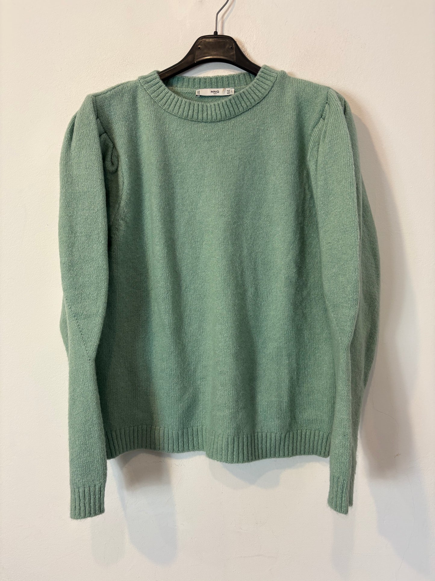 MANGO. Jersey verde agua detalle hombros