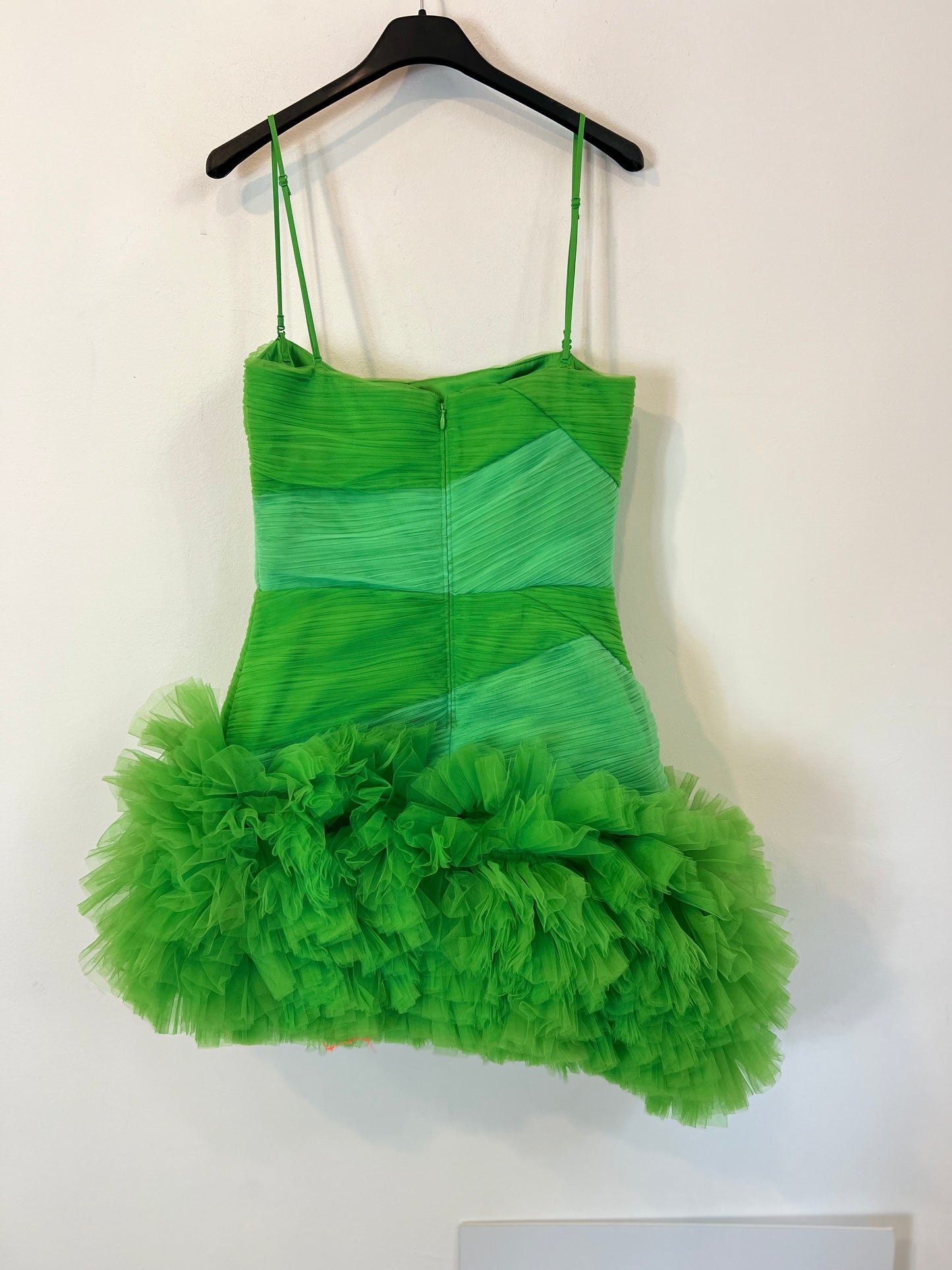 H&M. vestido verde tull T.36 (METAVERSE CAPSULA)